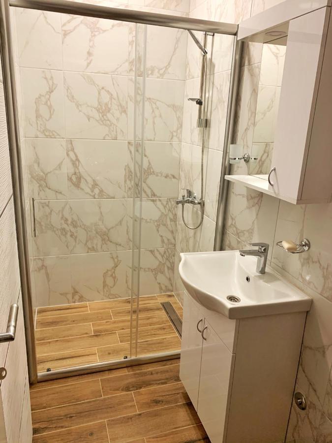 Prenociste & Restoran - Kasic Bed & Breakfast Brodarevo ภายนอก รูปภาพ