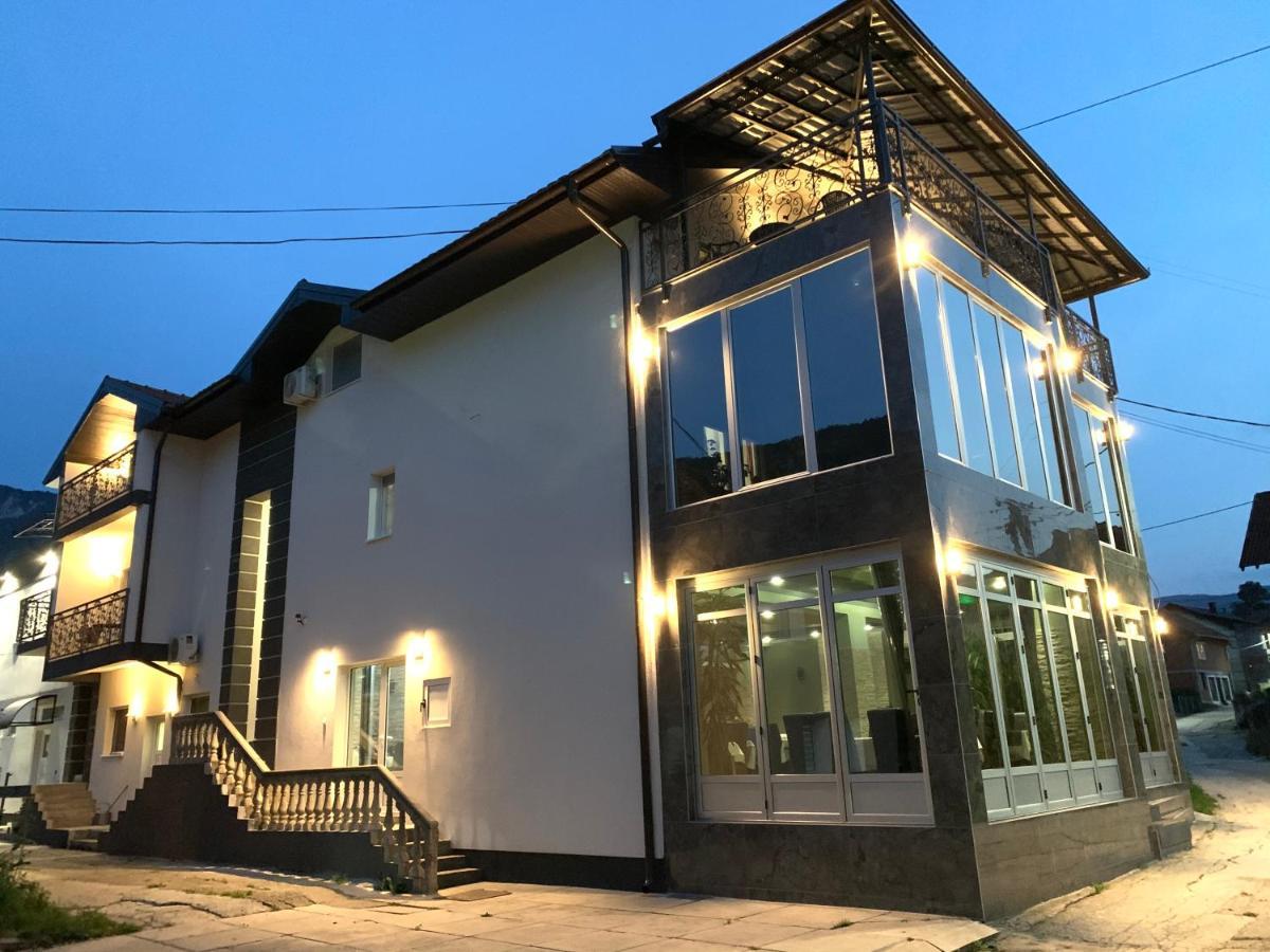Prenociste & Restoran - Kasic Bed & Breakfast Brodarevo ภายนอก รูปภาพ