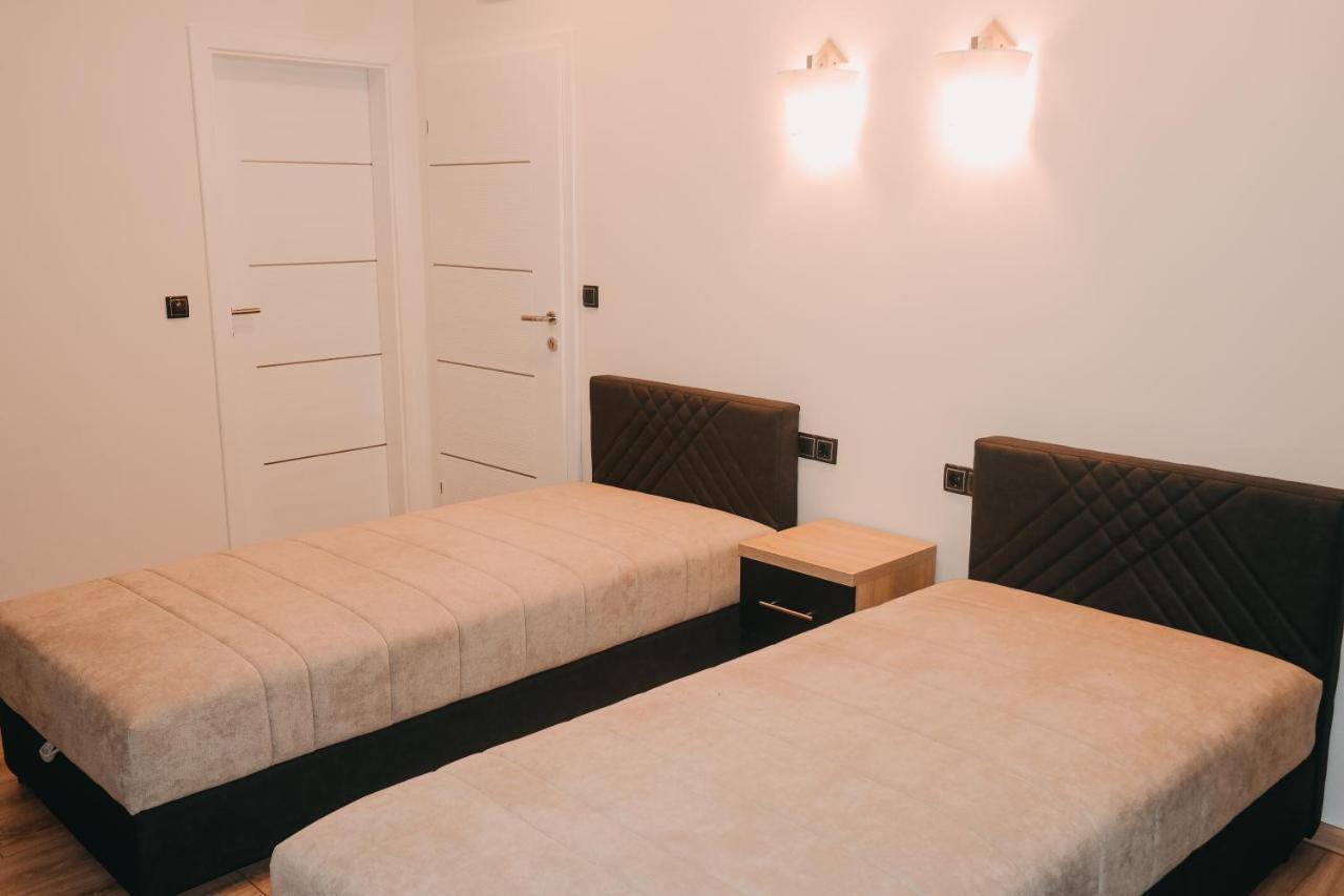 Prenociste & Restoran - Kasic Bed & Breakfast Brodarevo ภายนอก รูปภาพ