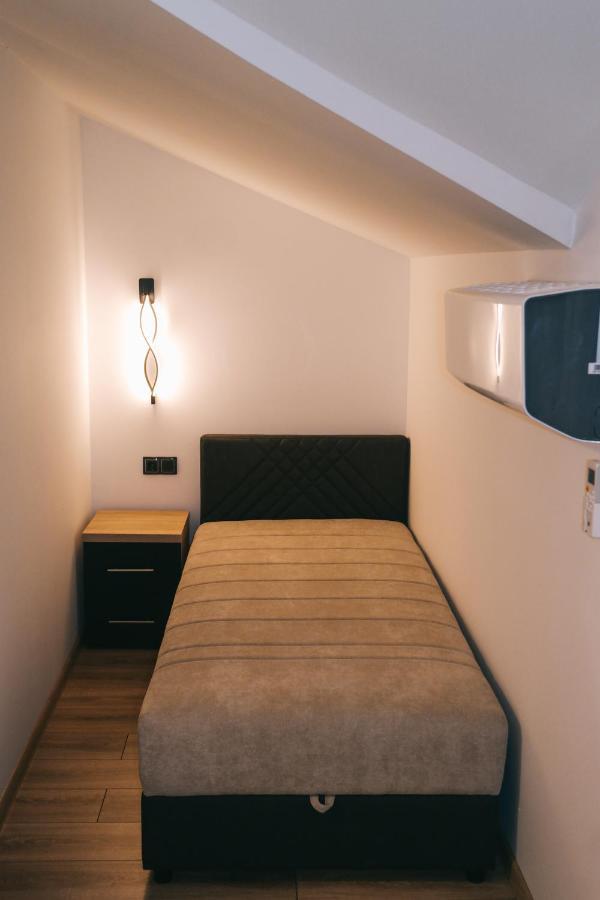 Prenociste & Restoran - Kasic Bed & Breakfast Brodarevo ภายนอก รูปภาพ
