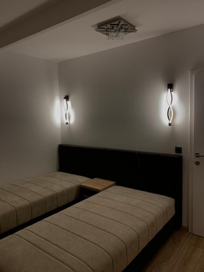 Prenociste & Restoran - Kasic Bed & Breakfast Brodarevo ภายนอก รูปภาพ