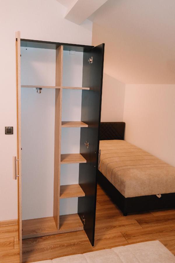 Prenociste & Restoran - Kasic Bed & Breakfast Brodarevo ภายนอก รูปภาพ