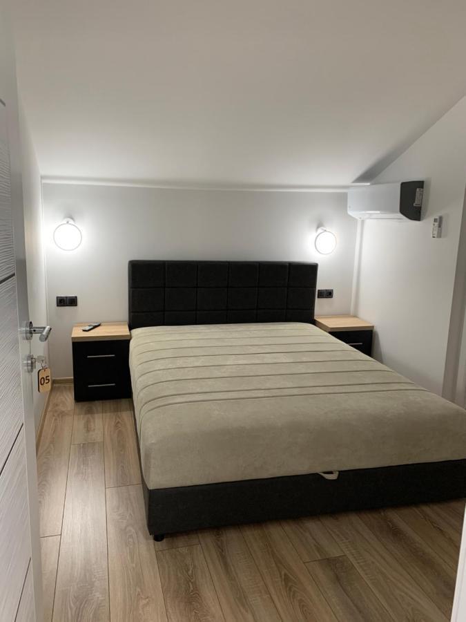 Prenociste & Restoran - Kasic Bed & Breakfast Brodarevo ภายนอก รูปภาพ